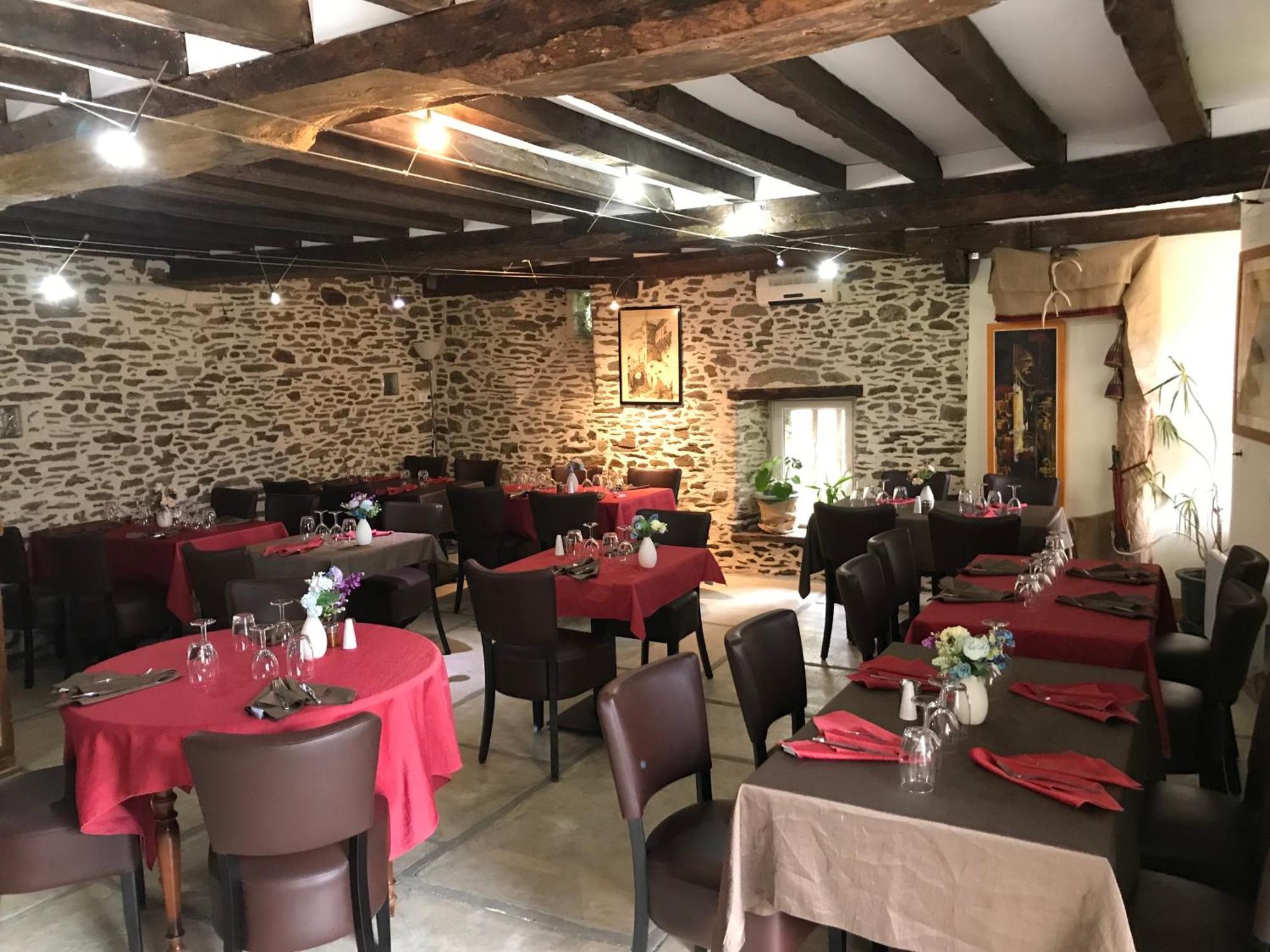 La Longre Hotel Cerisy-la-Foret Exterior photo